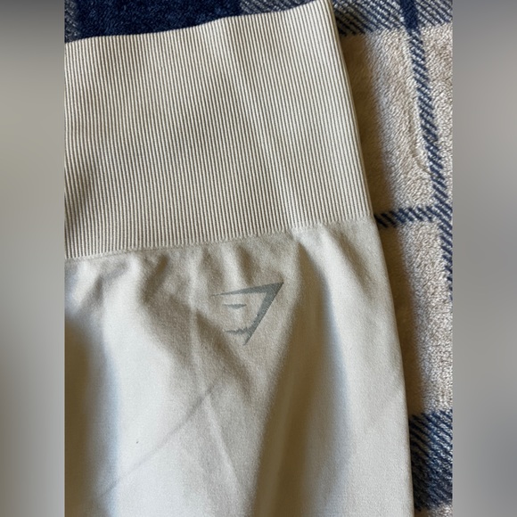 Gymshark Light Gray High-Waist Leggings - Picture 8 of 8